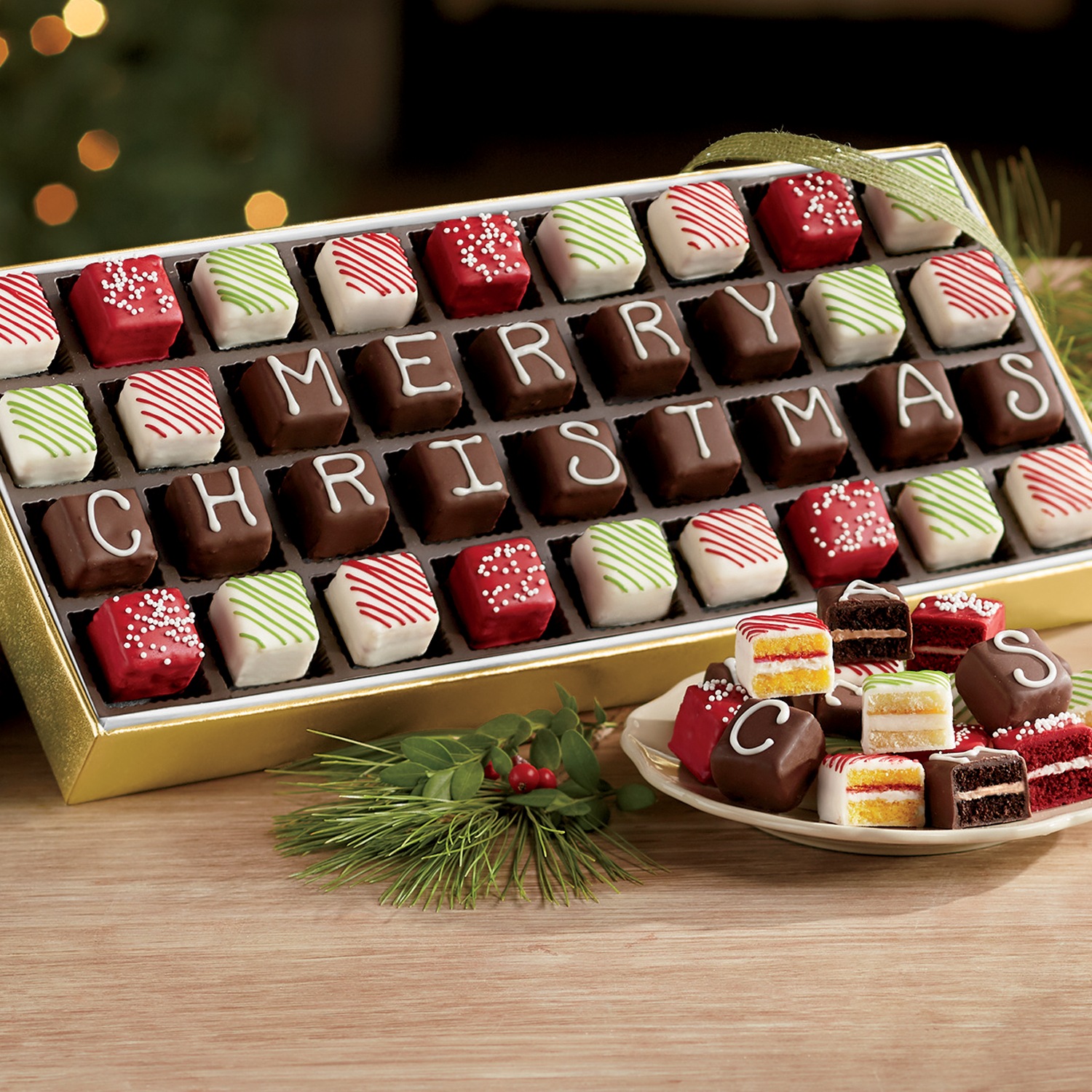 Merry Christmas Mini Petits Fours Wisconsin Cheeseman